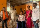 सांसद महेश कश्यप ने दिव्यांग बेटी राखी को भेंट की इलेक्ट्रिक व्हीलचेयर