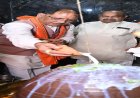 मुख्यमंत्री ने हाटकेश्वर महादेव मंदिर में पूजा-अर्चना कर प्रदेशवासियों के सुख समृद्धि की कामना की