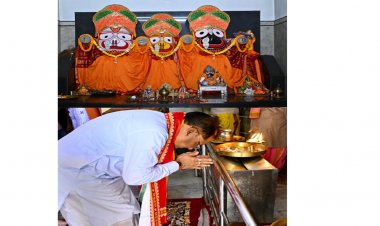 मुख्यमंत्री साय हरिनाम संकीर्तन नामयज्ञ में हुए शामिल