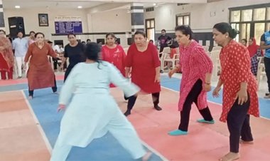 महिला कबड्डी : भाजपा महिला मोर्चा की टीम को आठ प्वाइंट से परास्त कर महाराष्ट्र मंडल विजेता