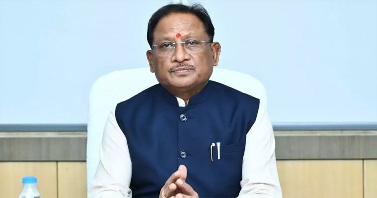 आम जनता से शालीनता से पेश आएं अधिकारी - मुख्यमंत्री