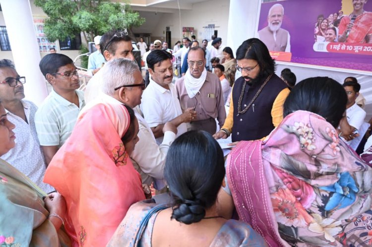 आरंग समाधान शिविर में 70 मामलों का मौके पर निराकरण, मंत्री गुरु खुशवंत साहेब ने सुनीं समस्याएं