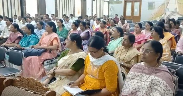 10वीं और 12वीं के खराब प्रदर्शन पर लेक्चरर्स और प्राचार्यों से मांगा गया जवाब