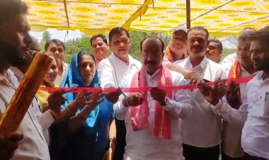 उप मुख्यमंत्री  अरुण साव ने व्यावसायिक परिसर का किया लोकार्पण