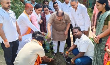 ’विश्व पर्यावरण दिवस के अवसर पर विधायक  सुनील सोनी ने लगाए पौधे’