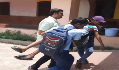 CG SCHOOL OPEN : स्कूल खुलने के पहले दिन ही गर्मी ने दिखाया असर, स्कूल में प्रार्थना के दौरान छात्र हुआ बेहोश