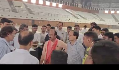 डिप्टी सीएम अरुण साव फिर एक्शन मोड में, बहतराई स्टेडियम में अधिकारियों पर भड़के!