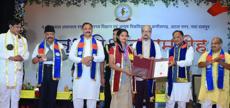  नई पीढ़ी को डिजिटल एडिक्शन और पॉपकॉर्न स्टेटस से बाहर निकलने की आवश्यकता है -  रमेन डेका