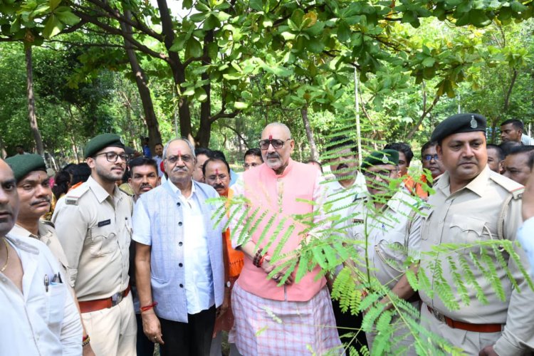 केंद्रीय मंत्री  गिरिराज सिंह के रायपुर प्रवास पर सांसद  बृजमोहन अग्रवाल के नेतृत्व में विभिन्न जनहितकारी कार्यक्रमों का आयोजन