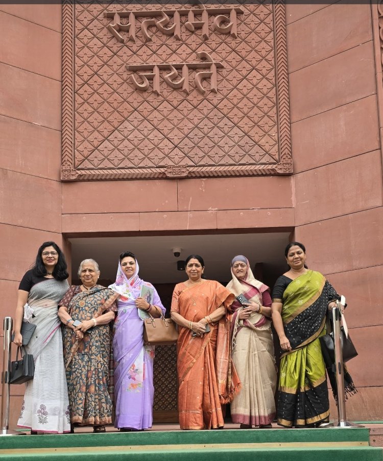 एसिड अटैक एवं यौन हिंसा की शिकार महिलाओं एवं बालिकाओं के पुनर्वास" विषय पर