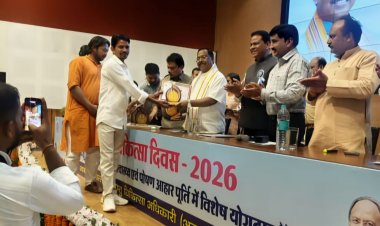 सरकारी योजना से बदली जिंदगीः मड़कम देवा ने झींगा पालन से लिखी सफलता की नई कहानी