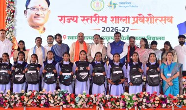 मुख्यमंत्री विष्णुदेव साय ने नवप्रवेशी बच्चों का किया आत्मीय स्वागत