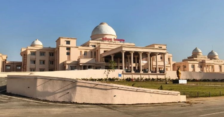 छत्तीसगढ़ विधानसभा: रात 2.36 बजे तक सदन में चली बहस फिर औंधे मुंह गिरा अविश्वास प्रस्ताव, 136 बिंदुओं पर हुई तीखी बहस
