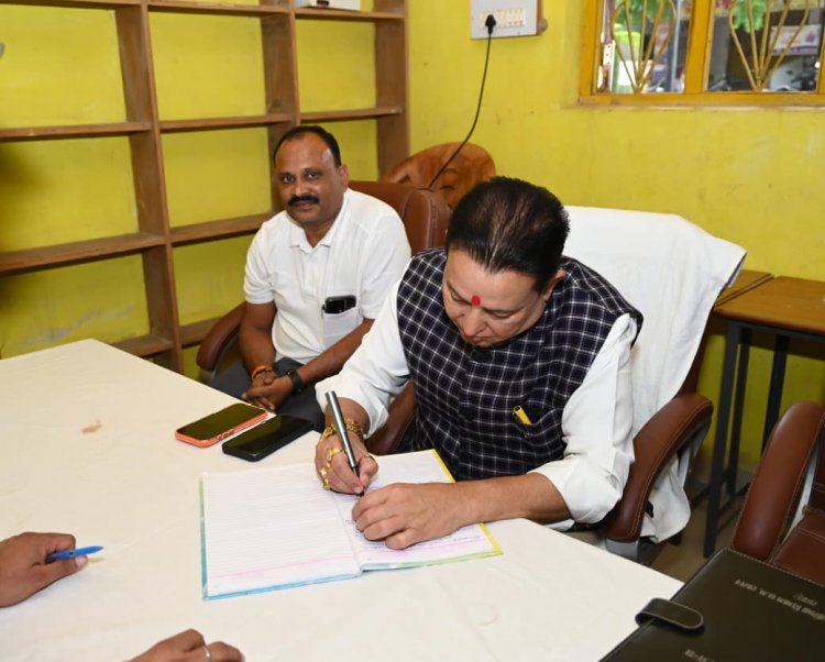 शिक्षा के सुधार और युवाओं के स्वर्णिम भविष्य के लिए हर संभव प्रयास हमारी प्राथमिकता: विधायक डॉ. संपत अग्रवाल