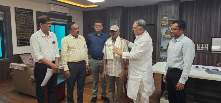  हौसलों की उड़ान: दिव्यांगता को मात देकर चितुराम नाग बने आत्मनिर्भरता की मिसाल