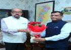 राज्यपाल डेका से राज्य निर्वाचन आयुक्त ने सौजन्य भेंट की