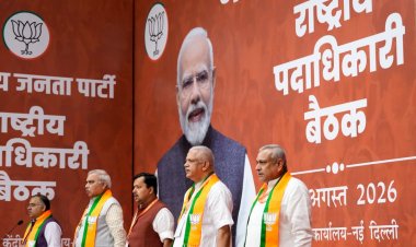 नितिन नबीन ने भाजपा की नयी राष्ट्रीय टीम के साथ की पहली बैठक, चुनावी रणनीति पर हुई चर्चा