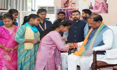 महतारी के आशीष से, राखी के विश्वास से मुख्यमंत्री साय के नेतृत्व में महिलाओं के सम्मान, स्वावलंबन और आर्थिक सशक्तिकरण की दिशा में निरंतर पहल
