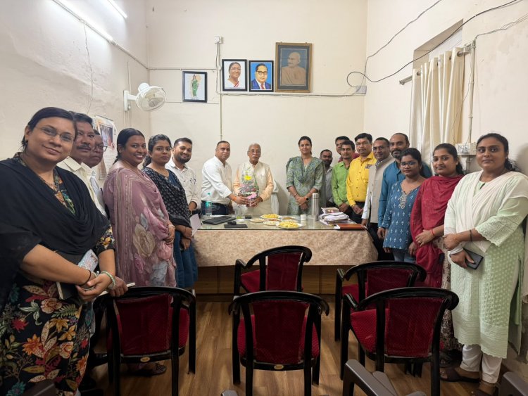 गांव गरीब किसान मजदूर के हित के लिए सरकार निरंतर कार्य कर रही हैं।