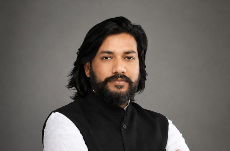 कुलगाम आतंकी हमले में सक्ती के श्रमिक दीपक रात्रे एवं सारंगढ बिलाईगढ़ के भुपेंद्र भैंना के परिजनों के साथ पूरी संवेदनशीलता से खड़ी है राज्य सरकार – सक्ती जिला प्रभारी मंत्री गुरु खुशवंत साहेब*