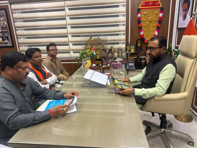 बस्तर सांसद महेश कश्यप ने केंद्रीय आयुष राज्य मंत्री से की मुलाकात,बस्तर के समग्र जनजातीय विकास हेतु रखीं महत्वपूर्ण मांगें