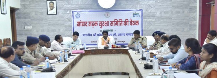 सड़क सुरक्षा को लेकर सांसद सड़क सुरक्षा समिति सख्त