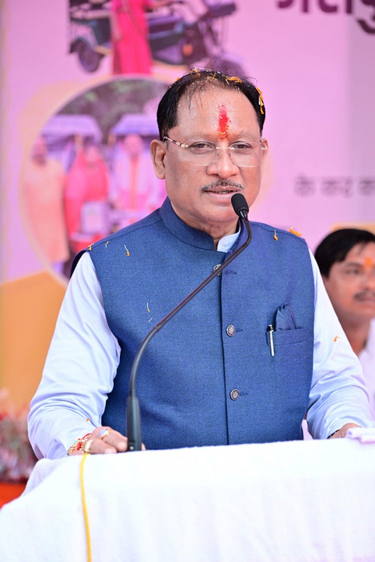  जशपुर में आधुनिक फुटबॉल स्टेडियम के निर्माण के लिए 5.49 करोड़ रुपये की प्रशासकीय स्वीकृति