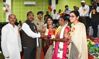 शिक्षक केवल पाठ्यक्रम पूरा कराने वाला नहीं, बल्कि पीढ़ी का निर्माता- रामविचार नेताम
