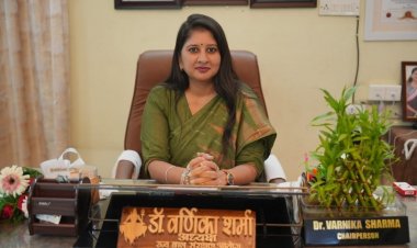  डॉ. वर्णिका शर्मा की अनुशंसा पर प्रदेश के स्कूलों एवं बालिका छात्रावासों में सेनेटरी पैड वेंडिंग मशीन की सुविधा उपलब्ध कराने पर जोर” 