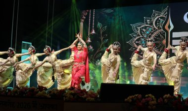 बिलासपुर की श्वेता नायक एंड ग्रुप ने कुचिपुड़ी नृत्य से मोहा दर्शकों का मन