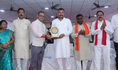 ‘युवा उड़ान’ कार्यक्रम में युवाओं को देश निर्माण में सक्रिय भूमिका निभाने विधायक श्री नेताम ने किया आह्वान
