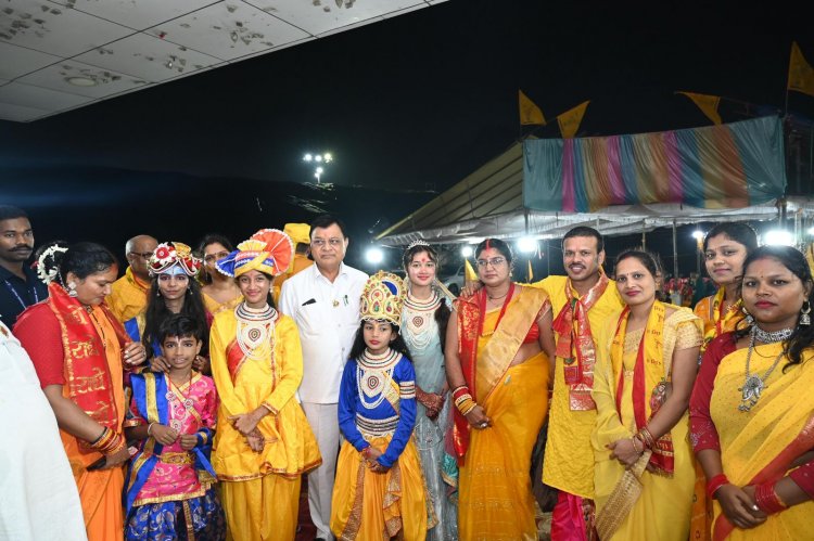 श्रीकृष्ण जन्माष्टमी पर सर्व यादव समाज द्वारा निकालीगई भव्य शोभायात्रा में मुख्य अतिथि के तौर पर सम्मिलित हुए कैबिनेट मंत्री  लखन लाल देवांगन 