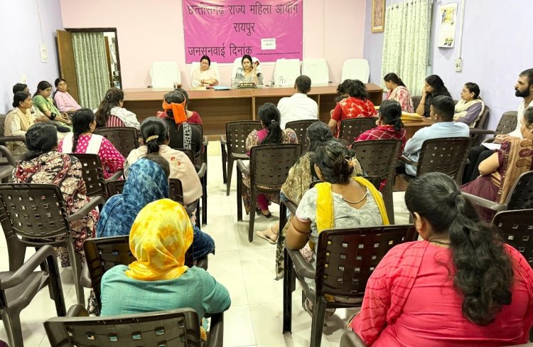 आयोग की समझाईश पर पति-पत्नि साथ रहने हुए तैयार।