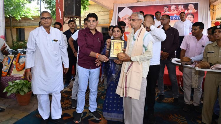 शिक्षकों के मार्गदर्शन और जनसेवा से ही संभव है, समाज व राष्ट्र का सर्वांगीण विकास- मंत्री  टंक राम वर्मा